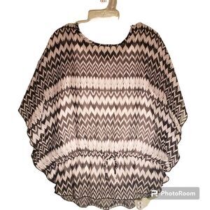 IZ Amy Byer Junior XXL Black White Patterned Two Pce Blouse Dressy Pull Over Top